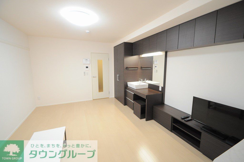 居室・リビング　同タイプの部屋の写真です