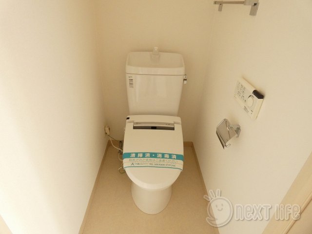 トイレ　ヴェルト横濱石川町2