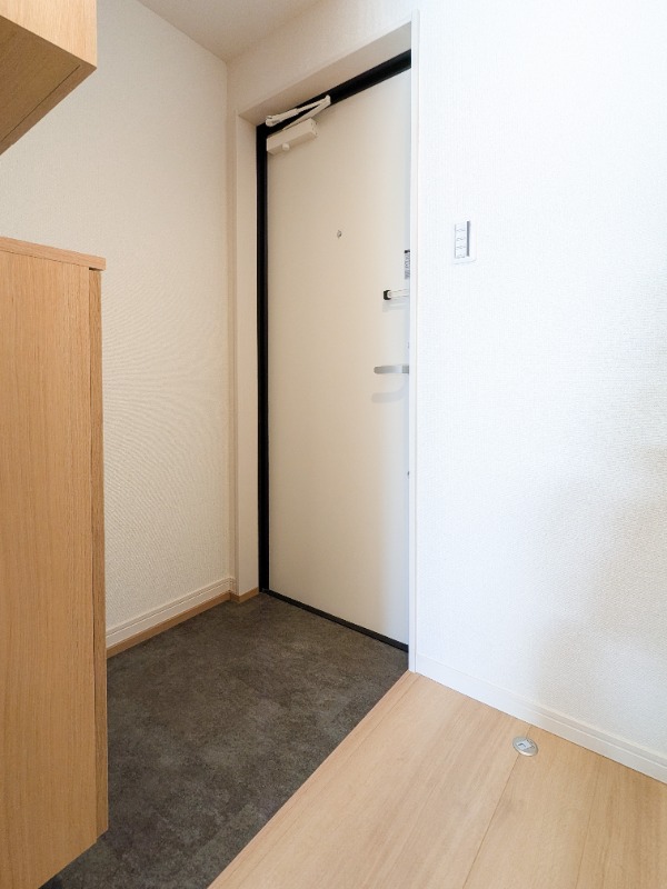 玄関　図面と現状に相違がある場合には現状を優先