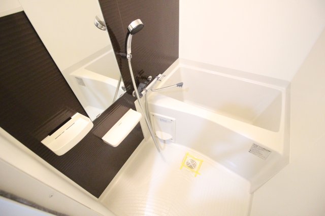 バス・シャワールーム　浴室