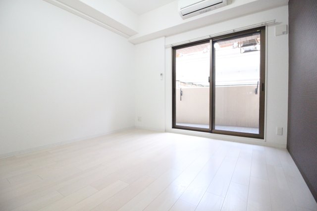 居室・リビング　洋室6.4帖