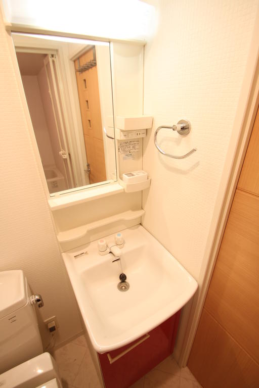 洗面設備　独立洗面台です。