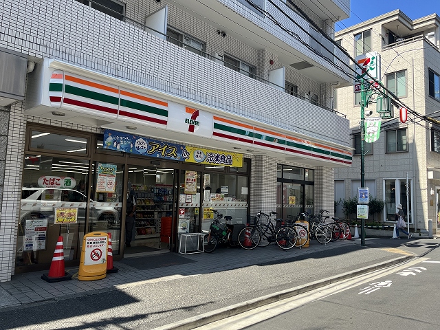 コンビニ　セブンイレブン代々木上原駅前店（コンビニ）まで403m