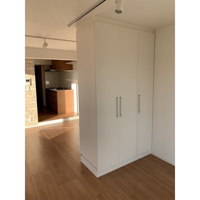 その他　movable storage