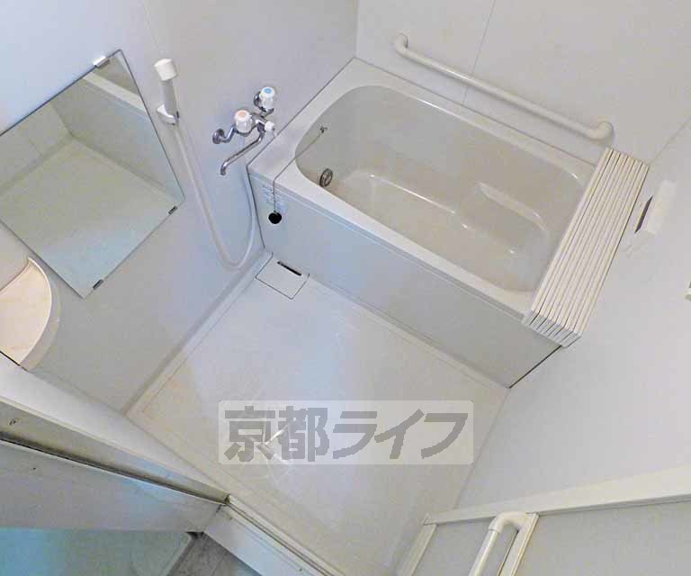 バス・シャワールーム　お風呂です