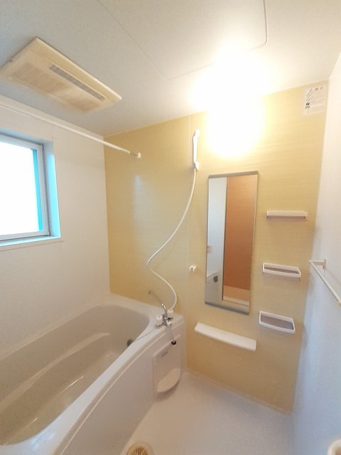 バス・シャワールーム　バス