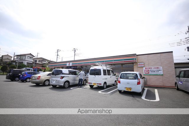 コンビニ　セブンイレブン（コンビニ）まで416m