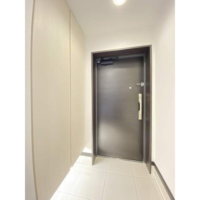 玄関　収納もある玄関です