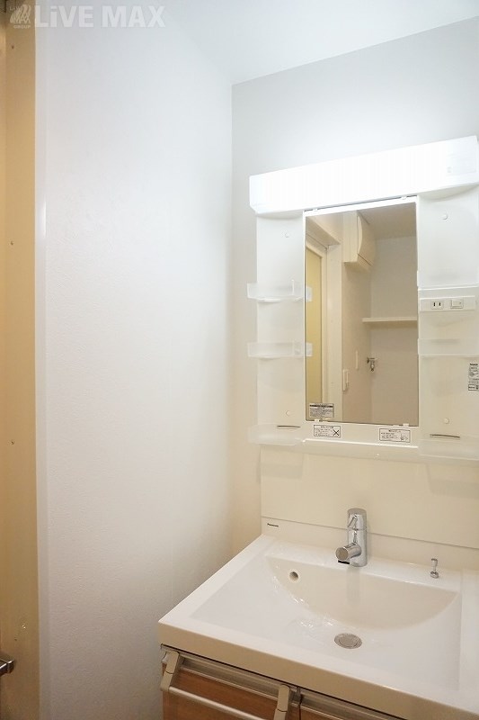 洗面設備　※写真と異なる場合は現状優先。