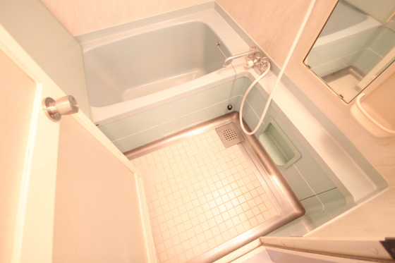 バス・シャワールーム　※別号室の写真となります。現状と異なる場合は現状優先となりま