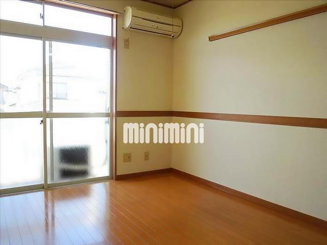 居室・リビング　６帖洋室です