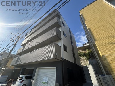 建物外観　オートロック・宅配ボックス・エレベータ付き！