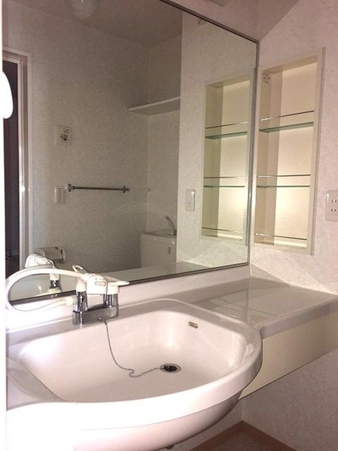 洗面設備　カウンター洗面台