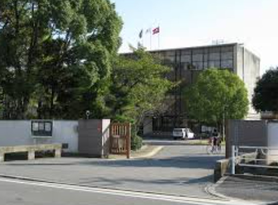 高校・高専　京都府立桂高校（高校・高専）まで2735m