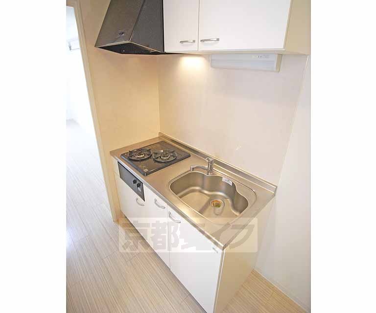 キッチン　２口コンロのシステムキッチンです。