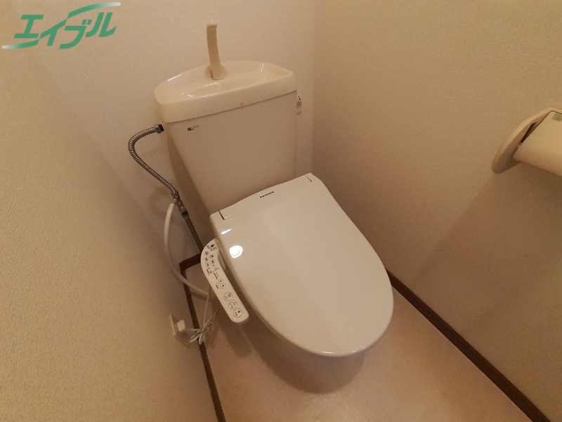 トイレ　同型参考写真