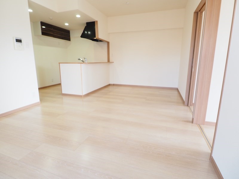 居室・リビング　2面バルコニー・立地で選ぶならココです。