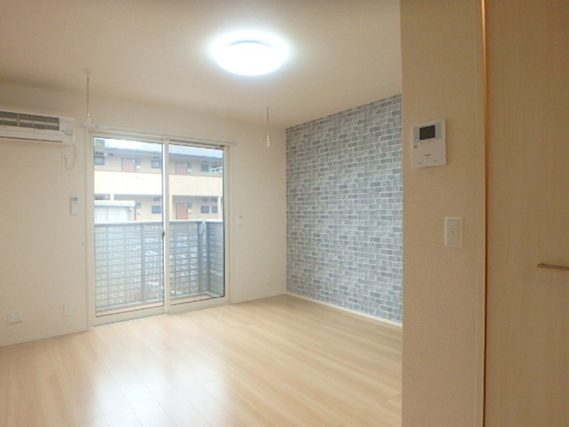 居室・リビング　図面と現状に相違がある場合には現状を優先