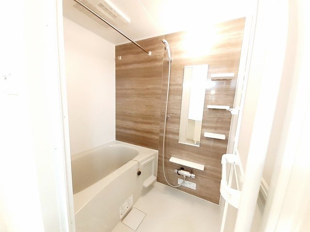 バス・シャワールーム　日々の疲れを癒すお風呂付です