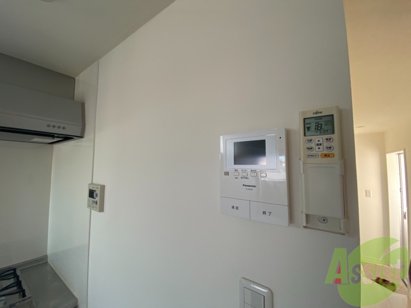 その他設備　モニター付きインターホンは来客時に顔を確認できて安心ですね～