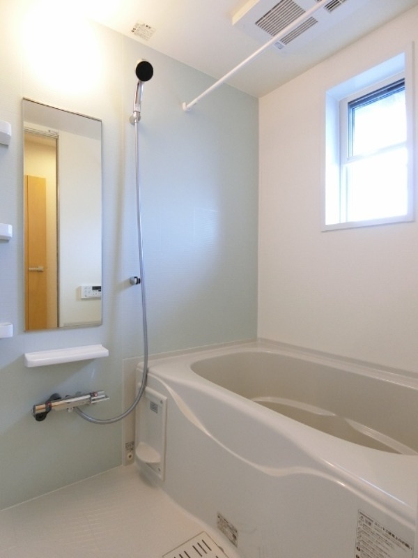 バス・シャワールーム　図面と現状に相違がある場合には現状を優先