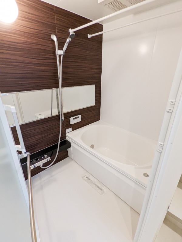 バス・シャワールーム　図面と現状に相違がある場合には現状を優先