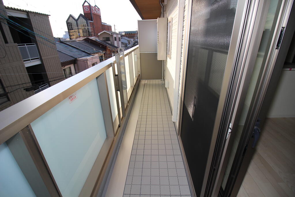 バルコニー　バルコニー：別号室の写真