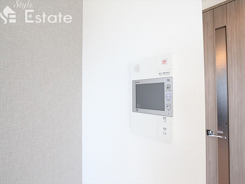 セキュリティ　モニター付きインターホン