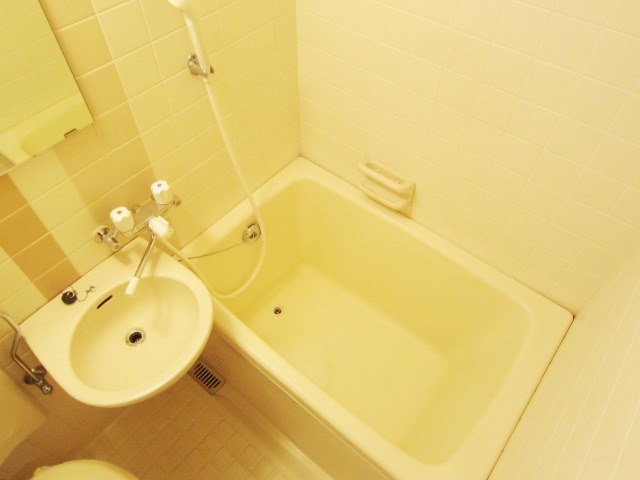 バス・シャワールーム　※別室参考写真