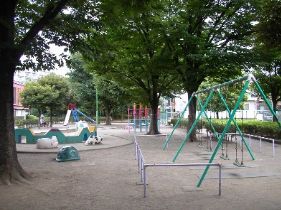 公園　中青木公園（公園）まで914m