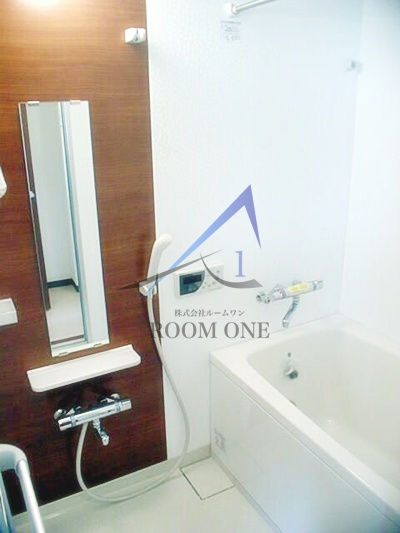 バス・シャワールーム　お風呂です。