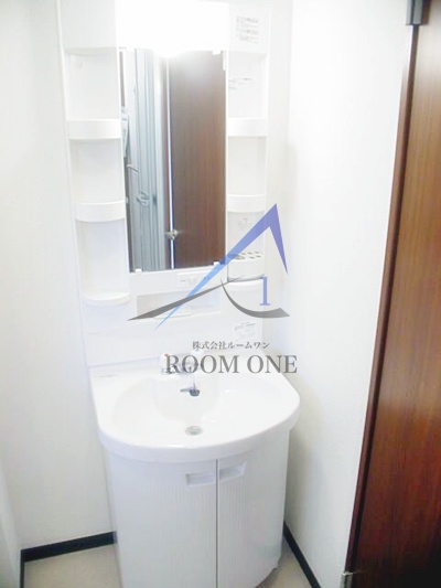 洗面設備　洗面台です。