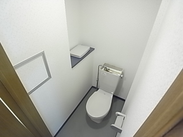 トイレ　ゆったりサイズのといれ