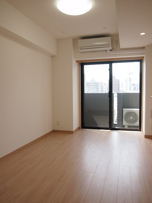 居室・リビング　☆明るい洋室☆