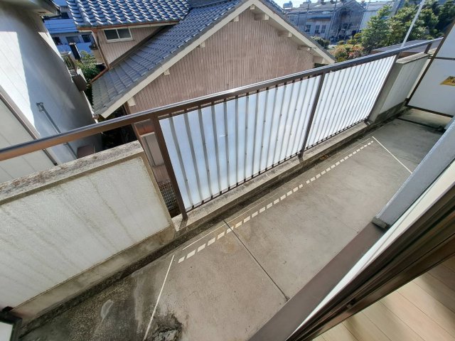 バルコニー　※別号室の参考写真です