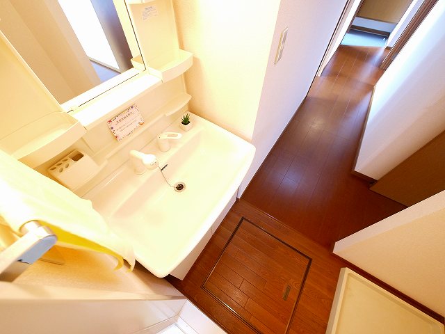 洗面設備　広い洗面スペース