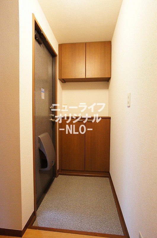 玄関　ゆとりある広さの玄関スペース