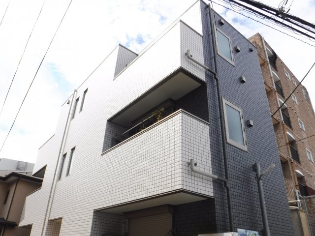 建物外観　2016年完成オートロックマンション♪