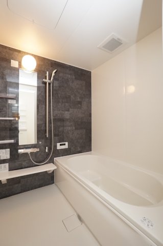 バス・シャワールーム　浴室