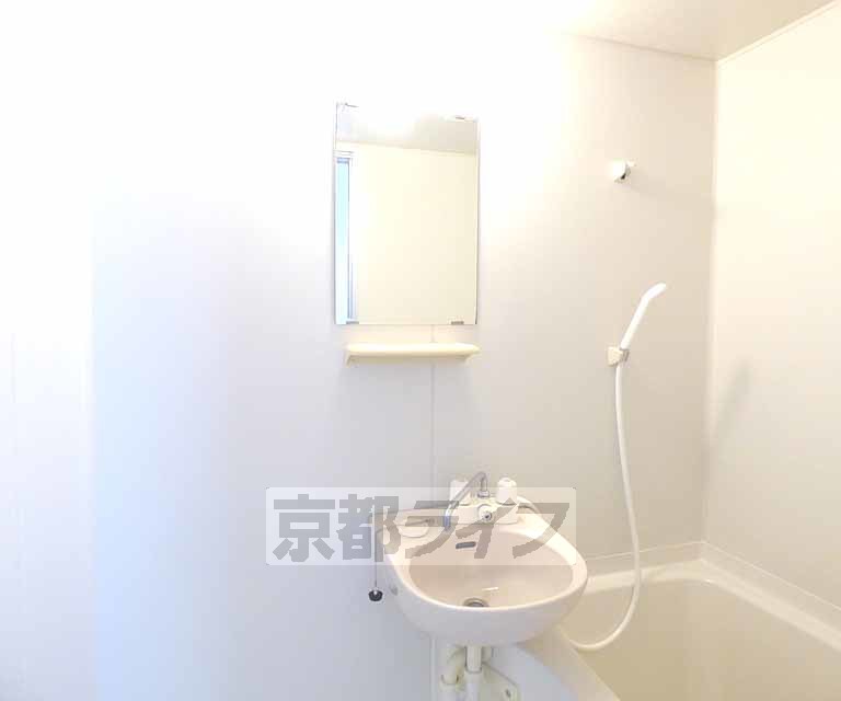 洗面設備　洗面台です。