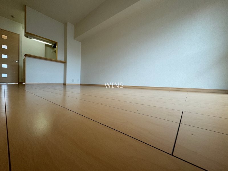 居室・リビング　別部屋参考写真です