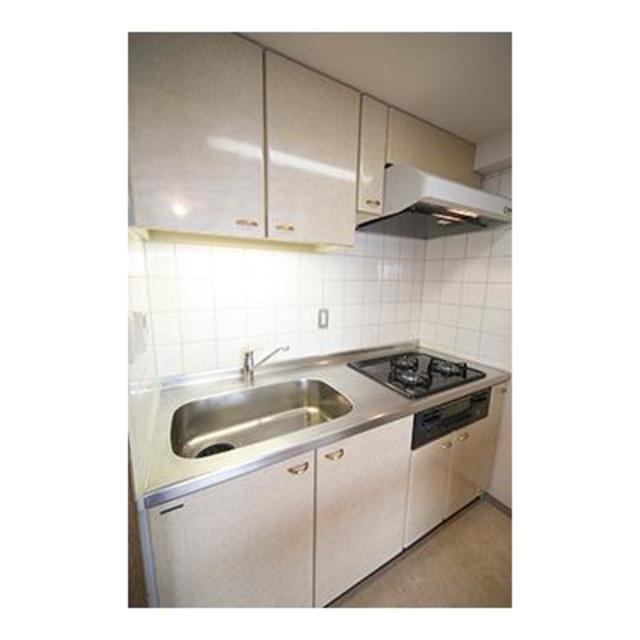 キッチン　※写真は同タイプ住戸です。