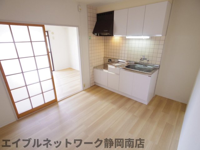 居室・リビング　ゆったり過ごせる居間です