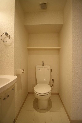 トイレ　※別部屋参考写真