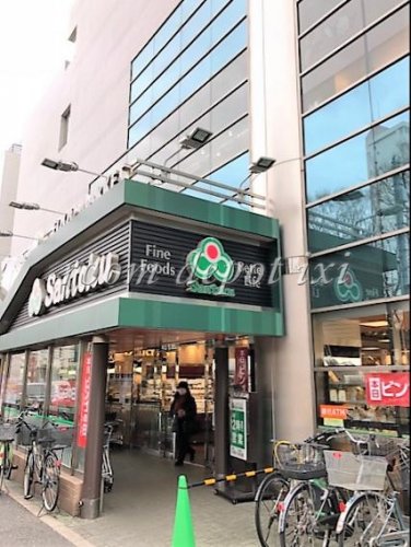スーパー　三徳 新宿本店（スーパー）まで642m