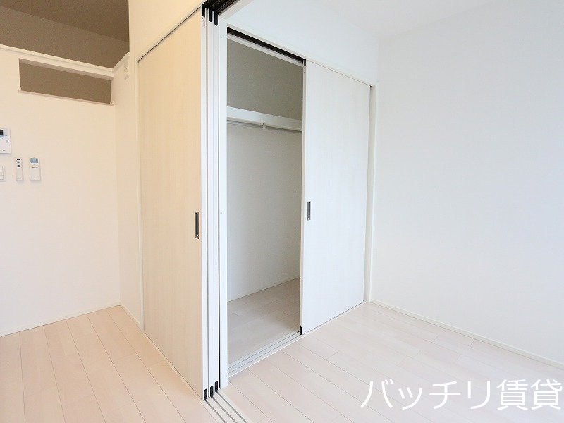収納　同型タイプのため、現状を優先致します。