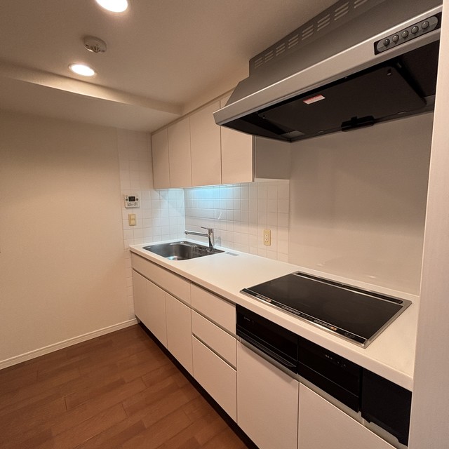 キッチン　※写真は同タイプ住戸です。