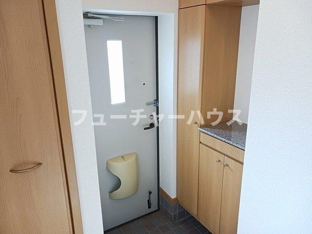 玄関　ゆったりとした玄関です