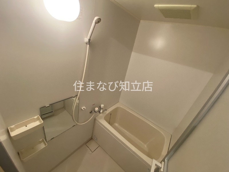 バス・シャワールーム　同型別部屋写真