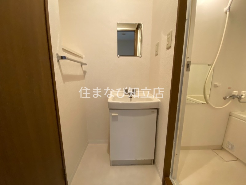 洗面設備　同型別部屋写真
